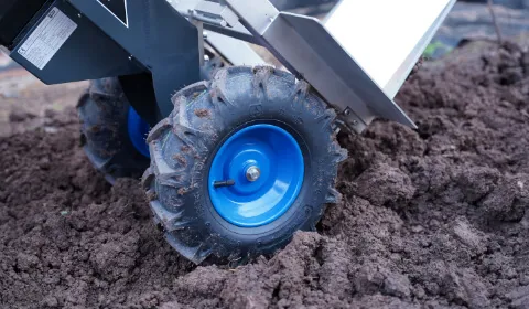 EXPRESSO Hand Trucks in use