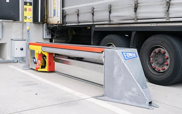 Stop Trucks® automatic blocking
