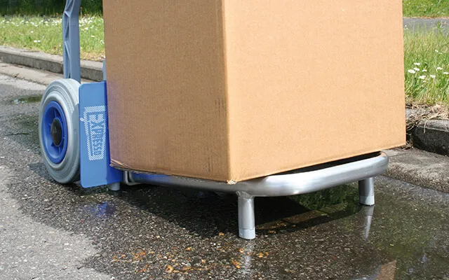 Transport without ground contact