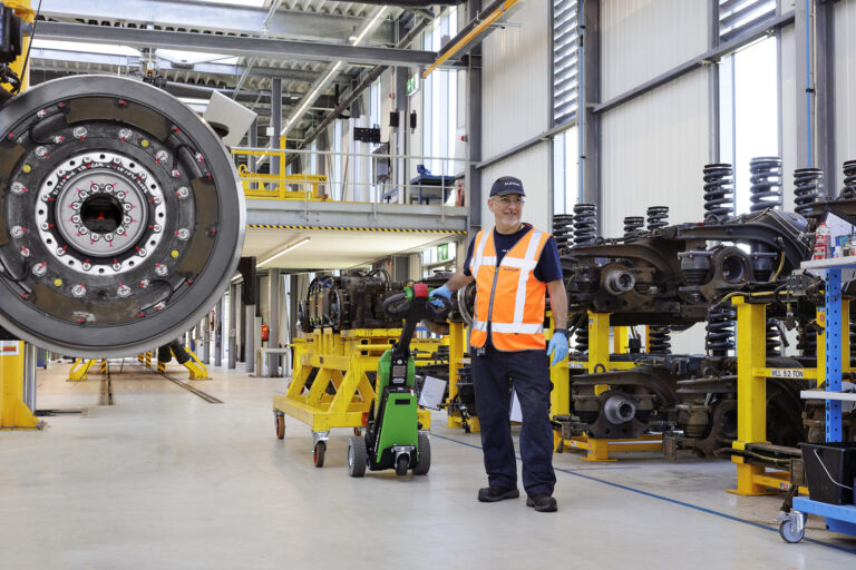 MOVEXX electric tug at Tram Operations & Maintenance